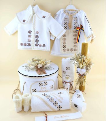 Trusou de botez complet tradițional 18 piese – fetiță, iarna, stelute bej-negru