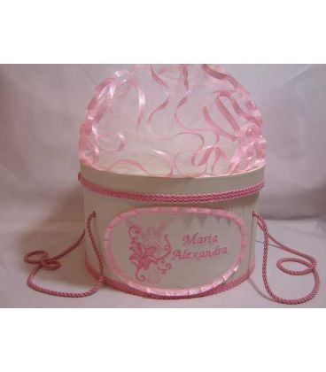 Cutie rotunda botez Ingeras si Crin