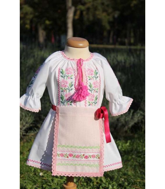 Costum popular botez Codruta