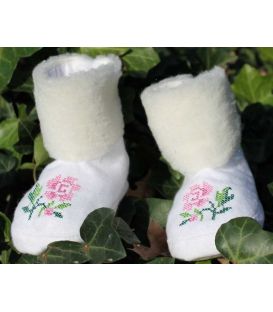 Botine brodate traditionale Codruta