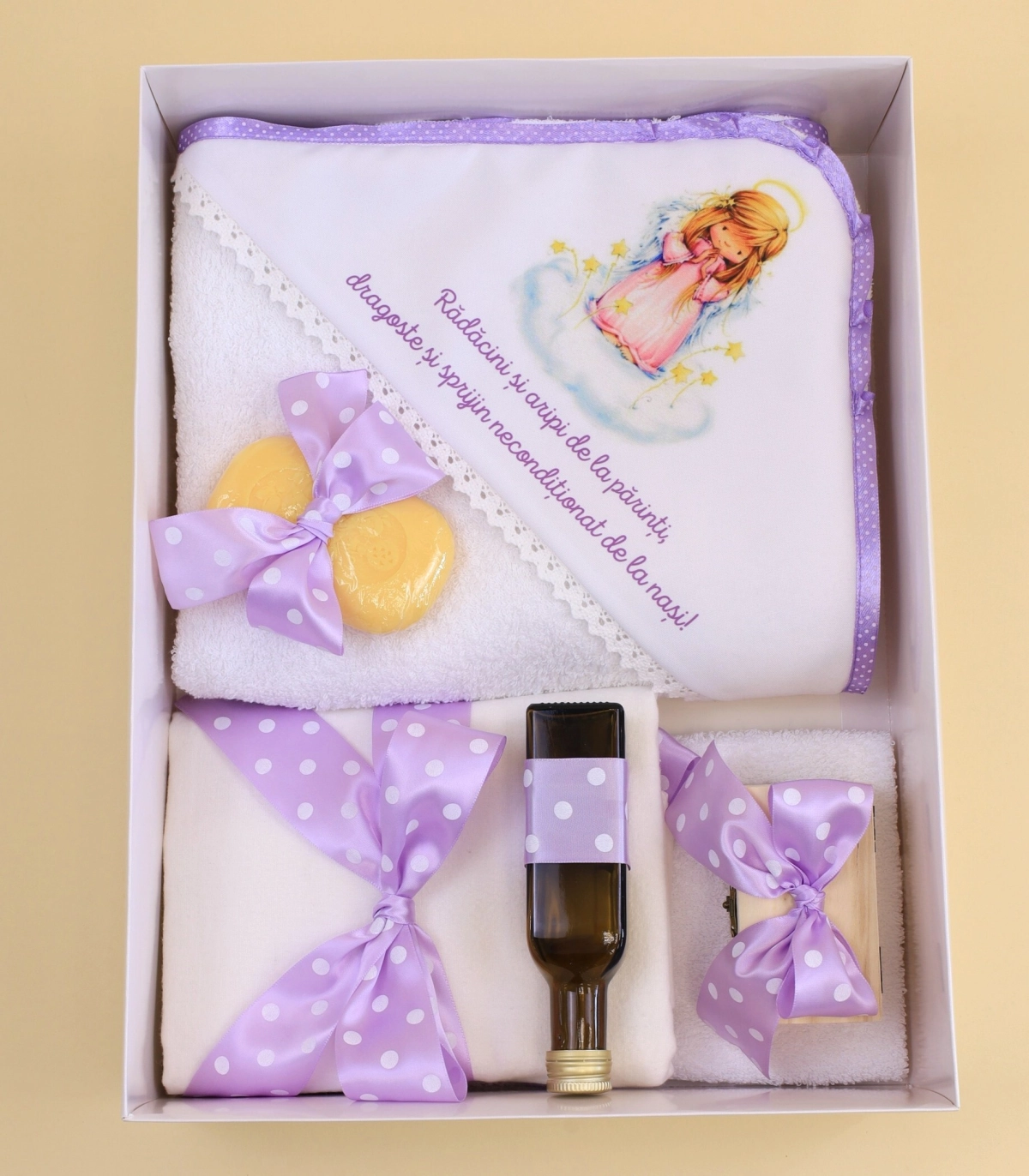 Trusou botez  pentru fetite motive ingerasul mov cu mesaj